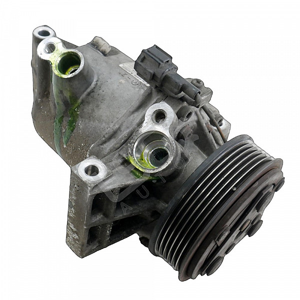 Компресор климатик Nissan Juke I, ОЕМ 926001KC1B Компресор климатик Nissan Juke I, ОЕМ 926001KC1B